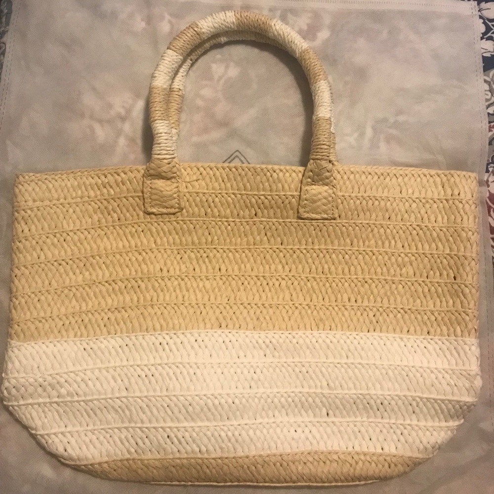 Altru Straw Tote Bag